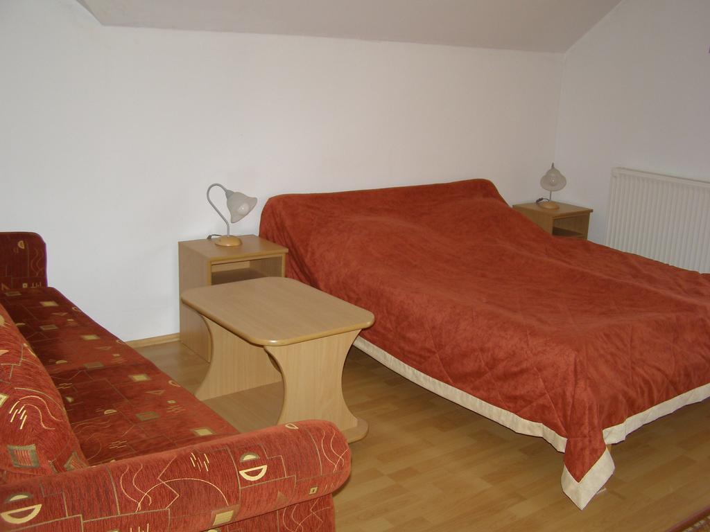 Harkany-Szt. Istvan Apartman Pokój zdjęcie