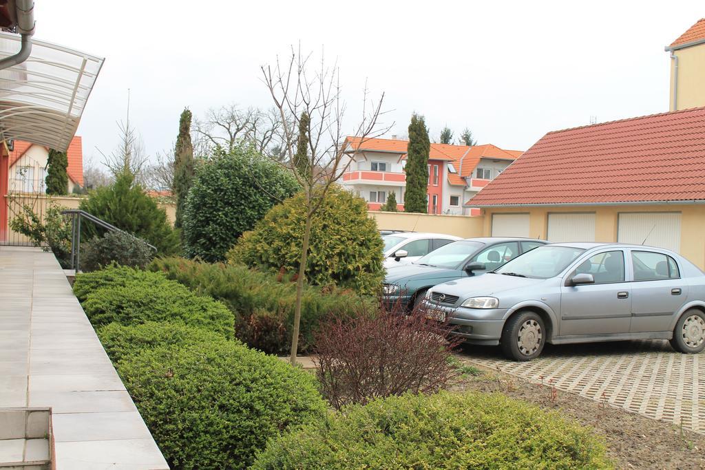 Harkany-Szt. Istvan Apartman Zewnętrze zdjęcie